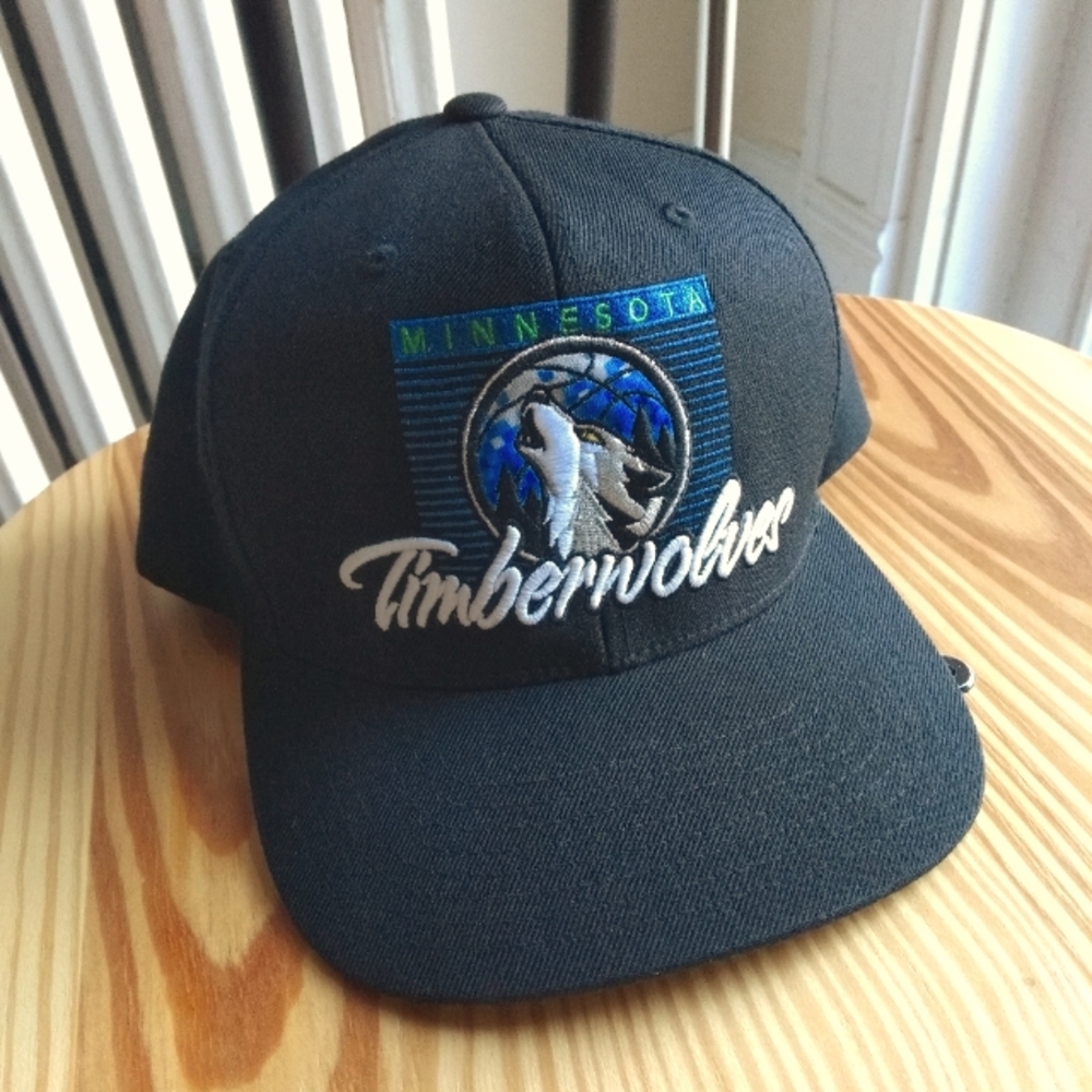 Mitchell & Ness Timberwolves Snapback